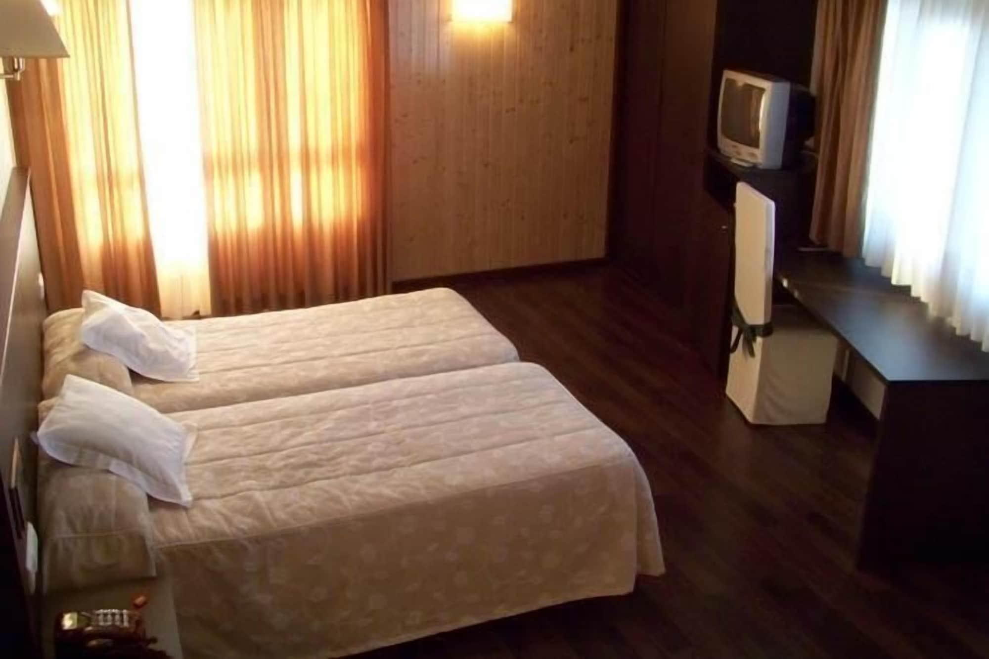 Hotel Park Noia Exterior foto